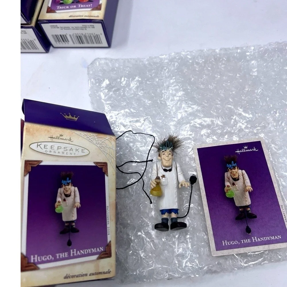 2004 Hallmark Mansion on Ravenwood Lane Halloween Collection Ornament Lot 6 NOS